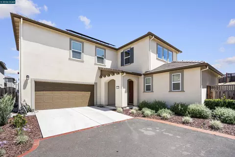 2214 Daimler St, Lathrop, CA 95330
