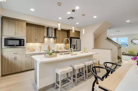 1357 Pullman, Oakland, CA 94607