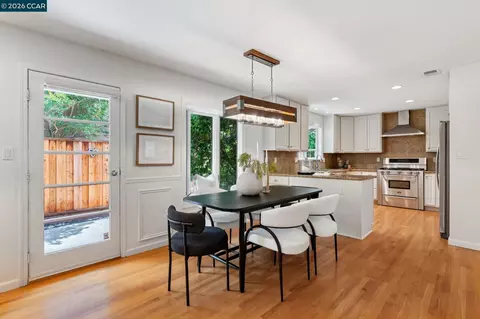 Dining - 962 Oasis Dr, Concord, CA 94518 photo 3 of 4