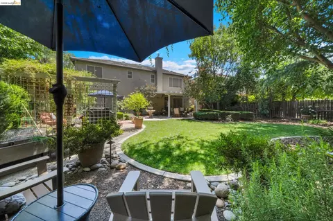 Exterior - 4247 Christopher Michael Ct, Tracy, CA 95377 photo 7 of 8