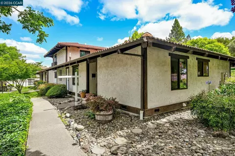 1351 Camino Peral #C, Moraga, CA 94556