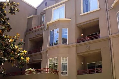 280 Caldecott Ln #202, Oakland, CA 94618