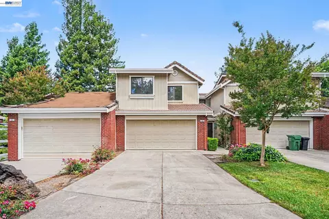 13 Glen Valley Cir, Danville, CA 94526