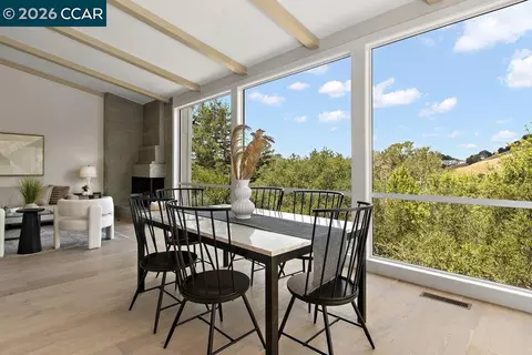 16 Sunnyside Ct, Orinda, CA 94563