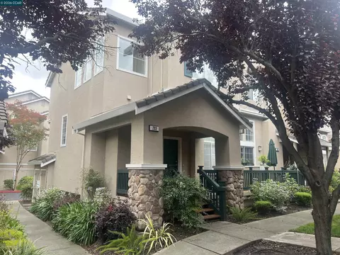 203 Swan Ct, Danville, CA 94506