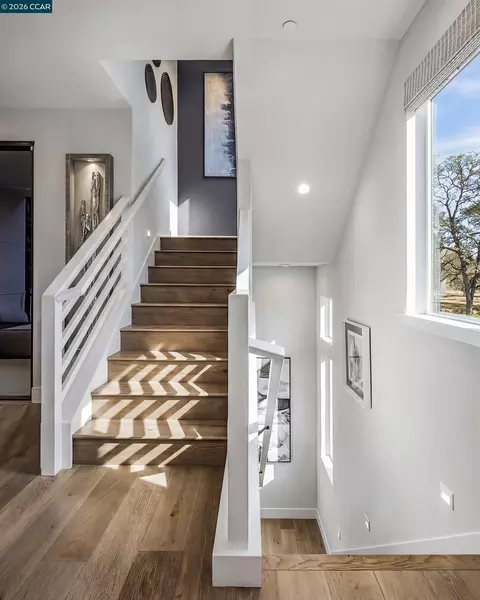 Entry Way - 1850 Passage St, Milpitas, CA 95035 photo 2 of 2