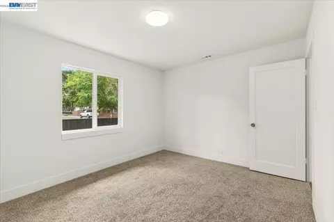 Bedroom - 1850 Gilardy Dr, Concord, CA 94518 photo 5 of 11