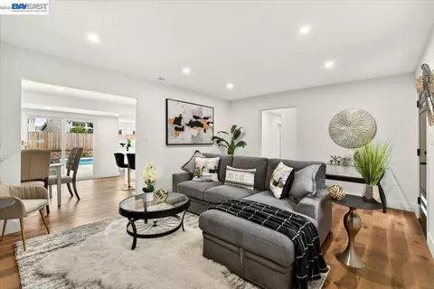 Living - 1850 Gilardy Dr, Concord, CA 94518 photo 1 of 1