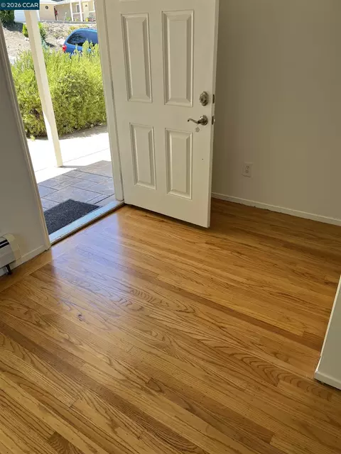 Entry Way - 3692 Sundale, Lafayette, CA 94549 photo 2 of 2