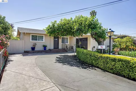1798 Hartnell St, Union City, CA 94587