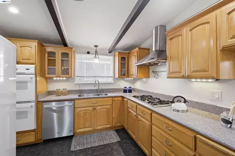 Kitchen - 97 Gresel St, Hayward, CA 94544 photo 4 of 7