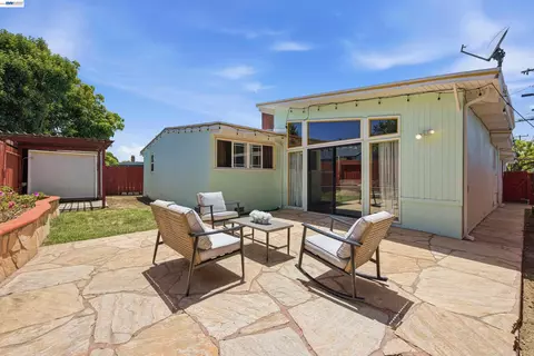 Exterior - 97 Gresel St, Hayward, CA 94544 photo 4 of 6