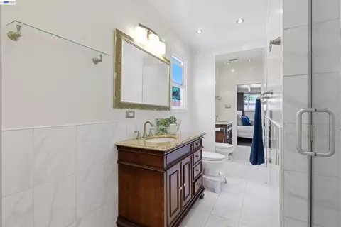 Bath - 97 Gresel St, Hayward, CA 94544 photo 1 of 3