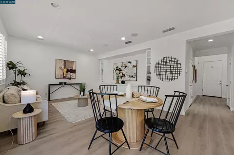 Dining - 509 Falling Star Dr, Martinez, CA 94553 photo 2 of 2