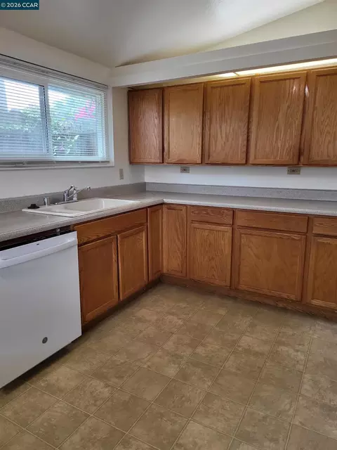 Kitchen - 115 Danrose Dr, Vallejo, CA 94589 photo 2 of 3