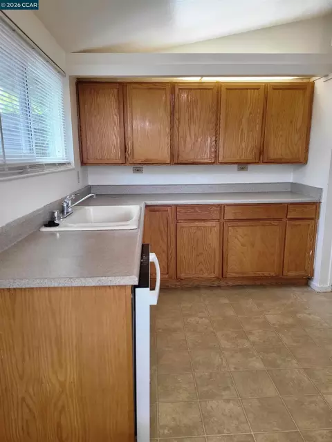 Kitchen - 115 Danrose Dr, Vallejo, CA 94589 photo 1 of 3