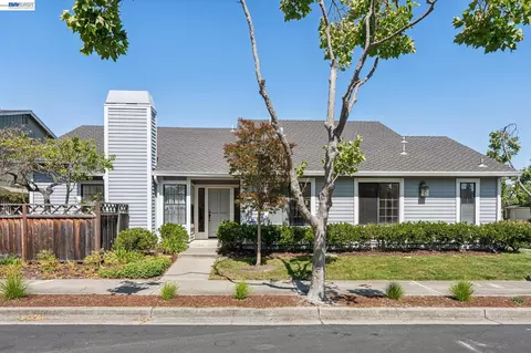 365 Channing Way, Alameda, CA 94502