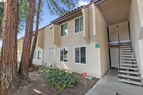 975 Murrieta Blvd #5, Livermore, CA 94550