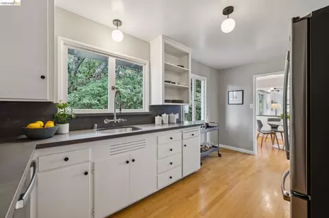 Kitchen - 1427 Summit Rd, Berkeley, CA 94708 photo 3 of 6