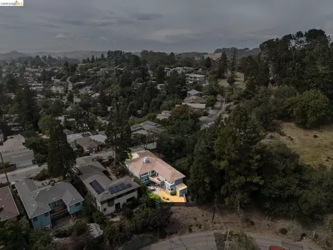 View/Area - 1427 Summit Rd, Berkeley, CA 94708 photo 7 of 11