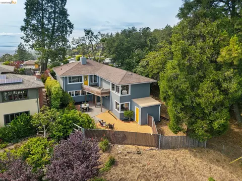 Exterior - 1427 Summit Rd, Berkeley, CA 94708 photo 17 of 17