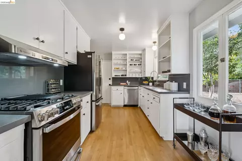Kitchen - 1427 Summit Rd, Berkeley, CA 94708 photo 1 of 6