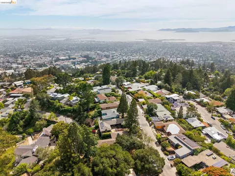 View/Area - 1427 Summit Rd, Berkeley, CA 94708 photo 9 of 11