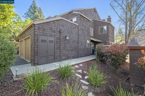 1 Chorley Walk, Pleasant Hill, CA 94523