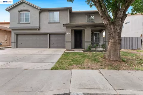 632 Skimmer Dr, Patterson, CA 95363