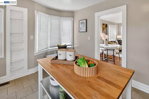 Kitchen - 1175 Camelia St, Berkeley, CA 94702 photo 4 of 9
