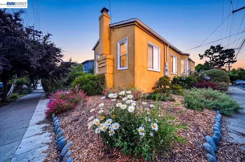 Exterior - 1175 Camelia St, Berkeley, CA 94702 photo 2 of 14