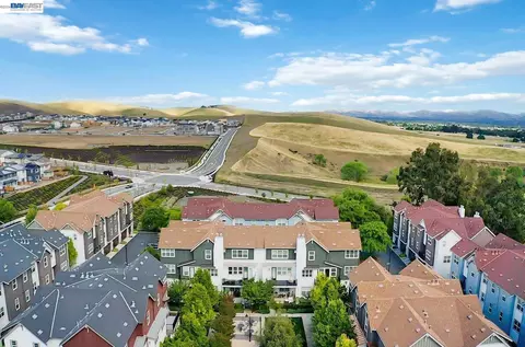 View/Area - 3832 Camino Loop, Dublin, CA 94568 photo 2 of 8