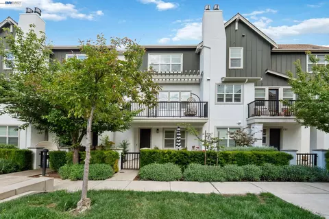 3832 Camino Loop, Dublin, CA 94568