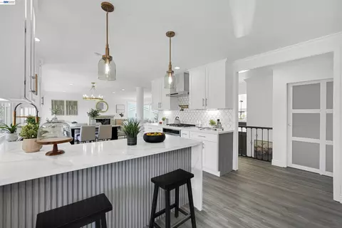 Kitchen - 27734 Fallen Leaf Ct, Hayward, CA 94542 photo 1 of 7