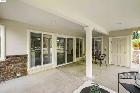 Exterior - 27734 Fallen Leaf Ct, Hayward, CA 94542 photo 16 of 16