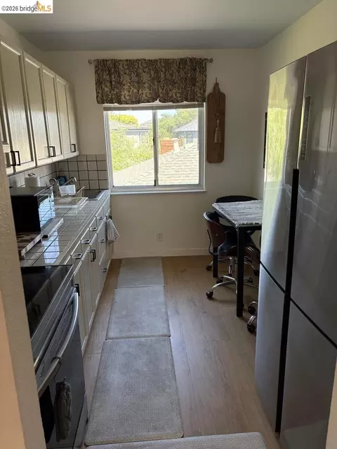 1728 7th St #C, Berkeley, CA 94710 photo 7