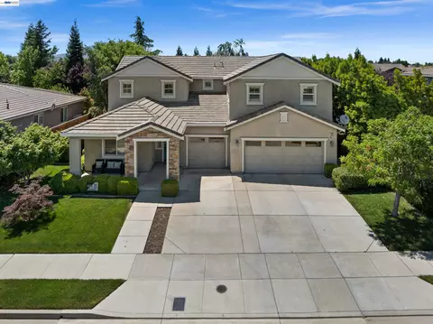 1145 Alta Vista Pl, Brentwood, CA 94513