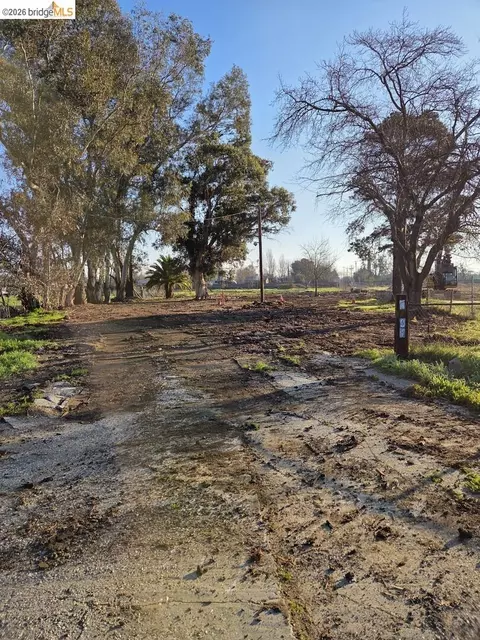 4641 Pacific Ave, Olivehurst, CA 95961 photo 5