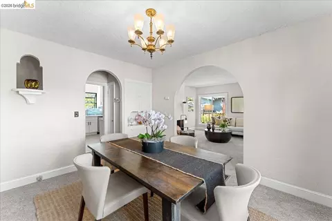 Dining - 2144-2148 Curtis, Berkeley, CA 94702 photo 2 of 5