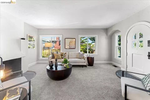 Living - 2144-2148 Curtis, Berkeley, CA 94702 photo 2 of 5