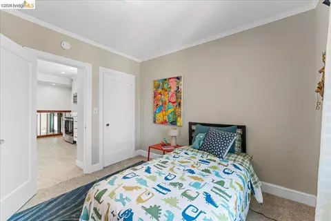 Bedroom - 2144-2148 Curtis, Berkeley, CA 94702 photo 2 of 8
