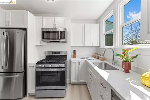 Kitchen - 2144-2148 Curtis, Berkeley, CA 94702 photo 6 of 6