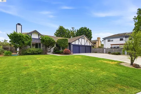 38625 Oliver Way, Fremont, CA 94536