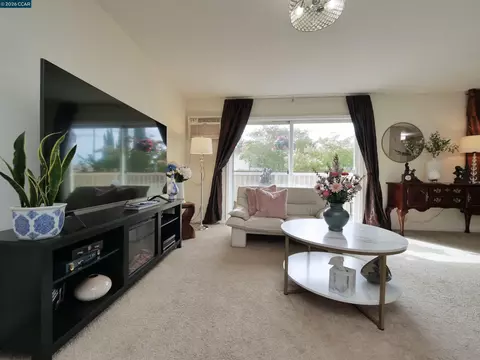 Living - 2180 Geary Rd #20, Pleasant Hill, CA 94523 photo 1 of 2