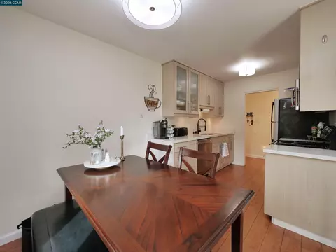 2180 Geary Rd #20, Pleasant Hill, CA 94523