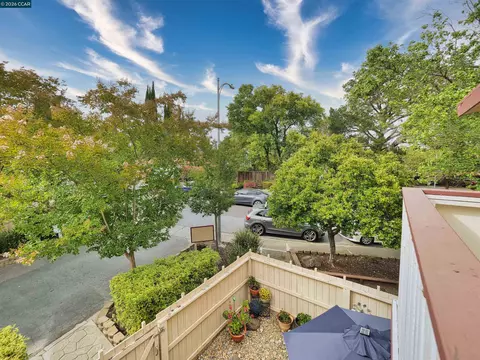Exterior - 2180 Geary Rd #20, Pleasant Hill, CA 94523 photo 4 of 6