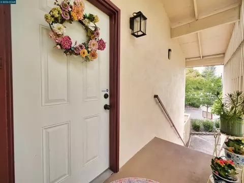 Entry Way - 2180 Geary Rd #20, Pleasant Hill, CA 94523 photo 1 of 1