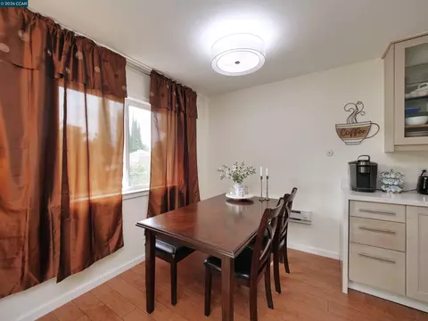 Dining - 2180 Geary Rd #20, Pleasant Hill, CA 94523 photo 3 of 4