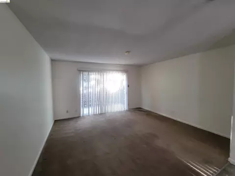 Living - 3905 Clayton Rd #12, Concord, CA 94521 photo 1 of 1