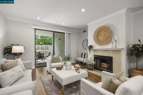 2586 Oak Rd #130, Walnut Creek, CA 94597
